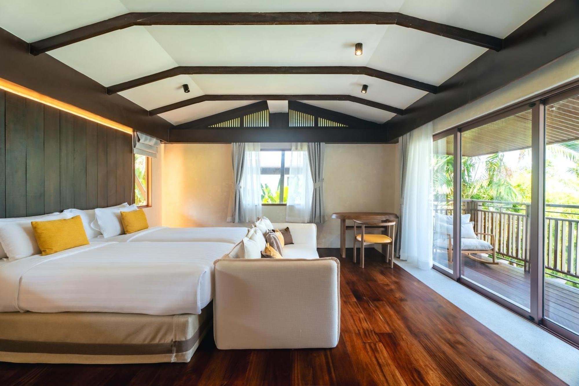 Barcelo Coconut Island, Phuket Exterior foto Deluxe Pool Access
